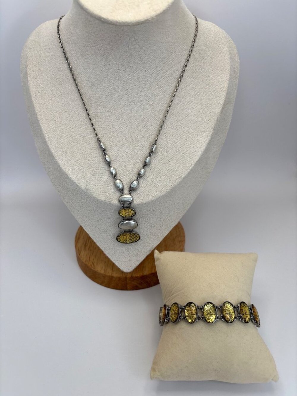 Liz Claiborne Vintage Oval Matte Silver Tone Cabochon Y Drop Necklace & Bracelet